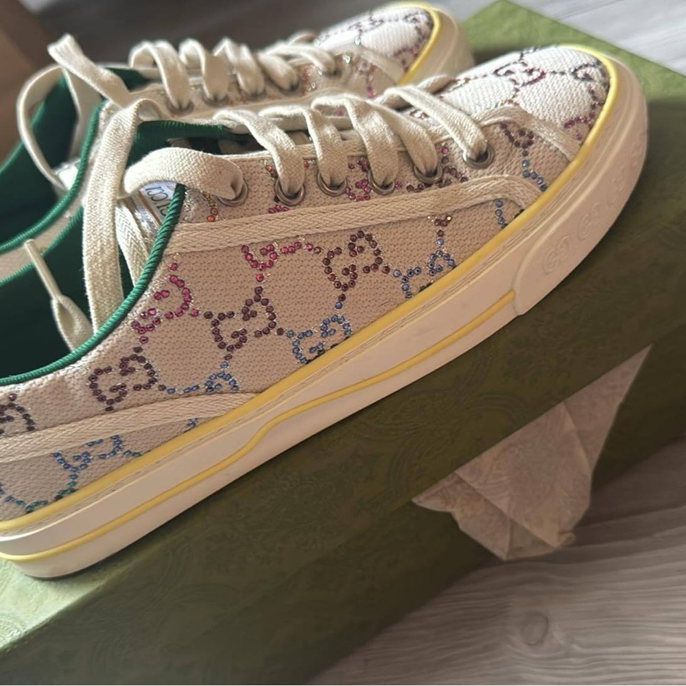 Gucci Women's Beige Canvas Sneakers with Multicolor Accents only worn once